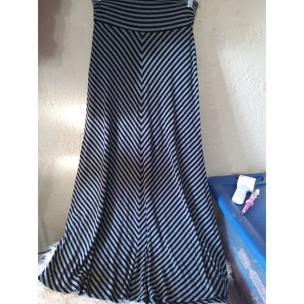 Merona Womens XS Black Gray Striped Chevron Maxi Skirt Foldover Waist Stretch